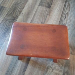 Cushman Stool